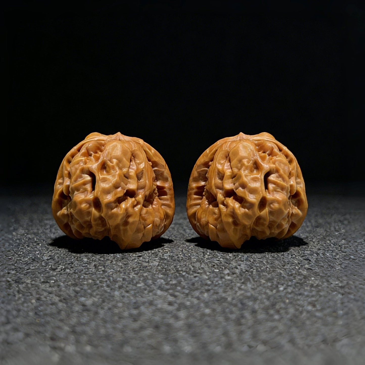 The "Toad Head" (Ha Ma Tou) Pair | 37.0mm x 39.0mm | HMT-406 - ThePatinaProject