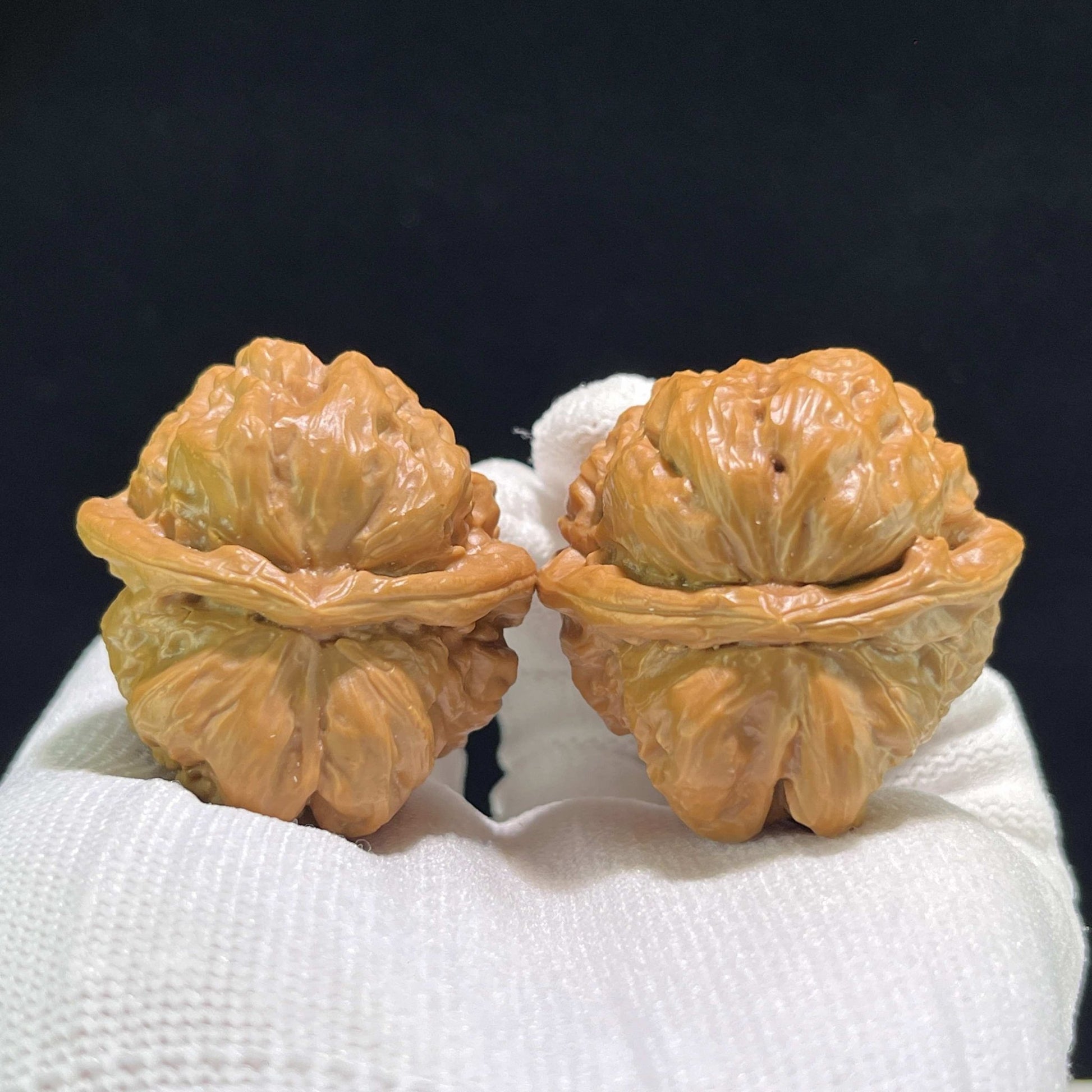 The "Toad Head" (Ha Ma Tou) Robust Balanced Pair | 38.0mm x 37.0mm | HMT-901 - ThePatinaProject