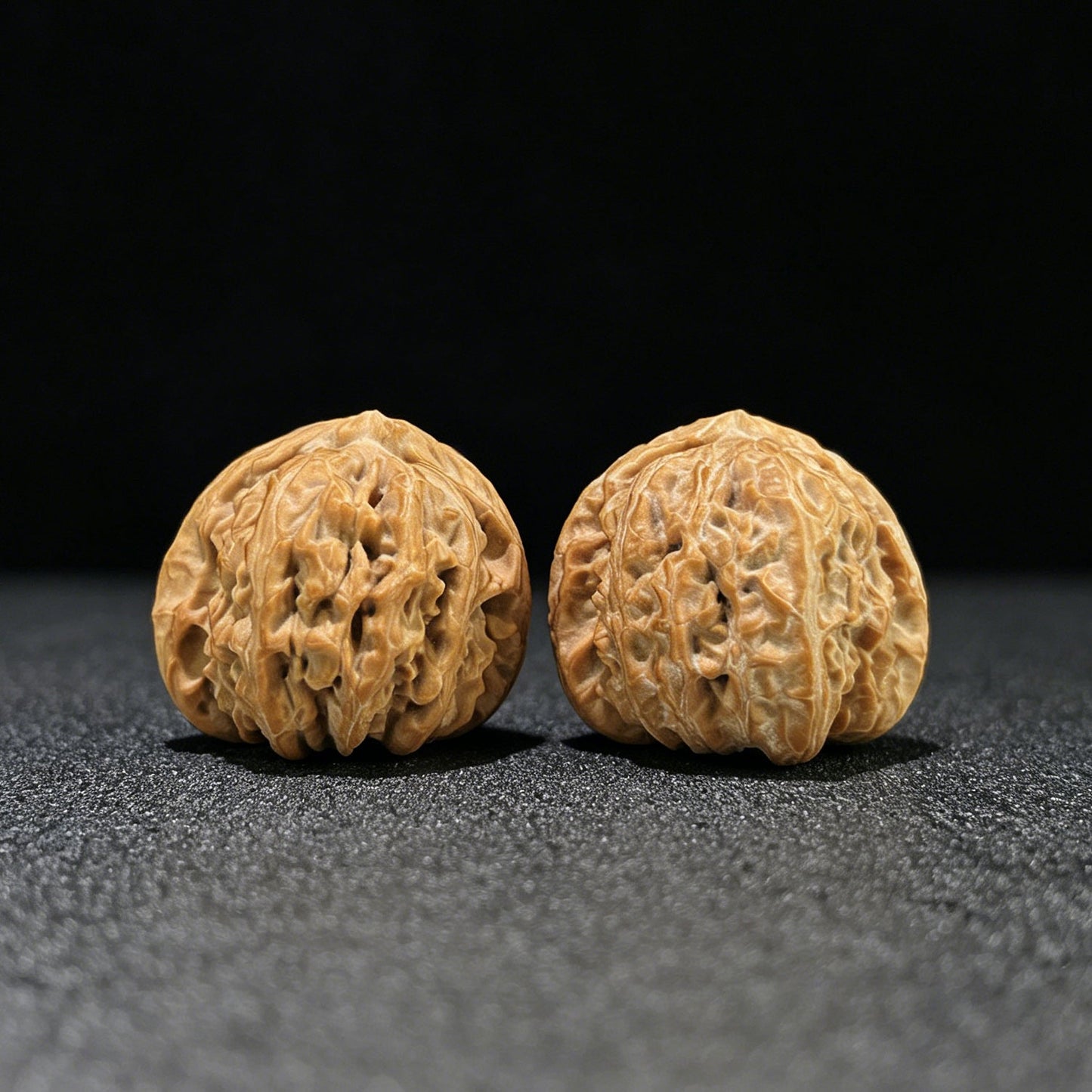 The "Triangle White Lion" (San Jiao Bai Shi Zi) Rare Mutation Pair | 37.0mm x 35.0mm | Compact Shou Nian Format | SJBSZ-1002 - ThePatinaProject