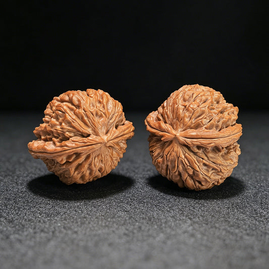 The "White Lion Half-Wall" (Bai Shizi Banbi) Pufferfish Silhouette Pair | 42.0mm x 29.0mm | BBZBB-1402E - ThePatinaProject