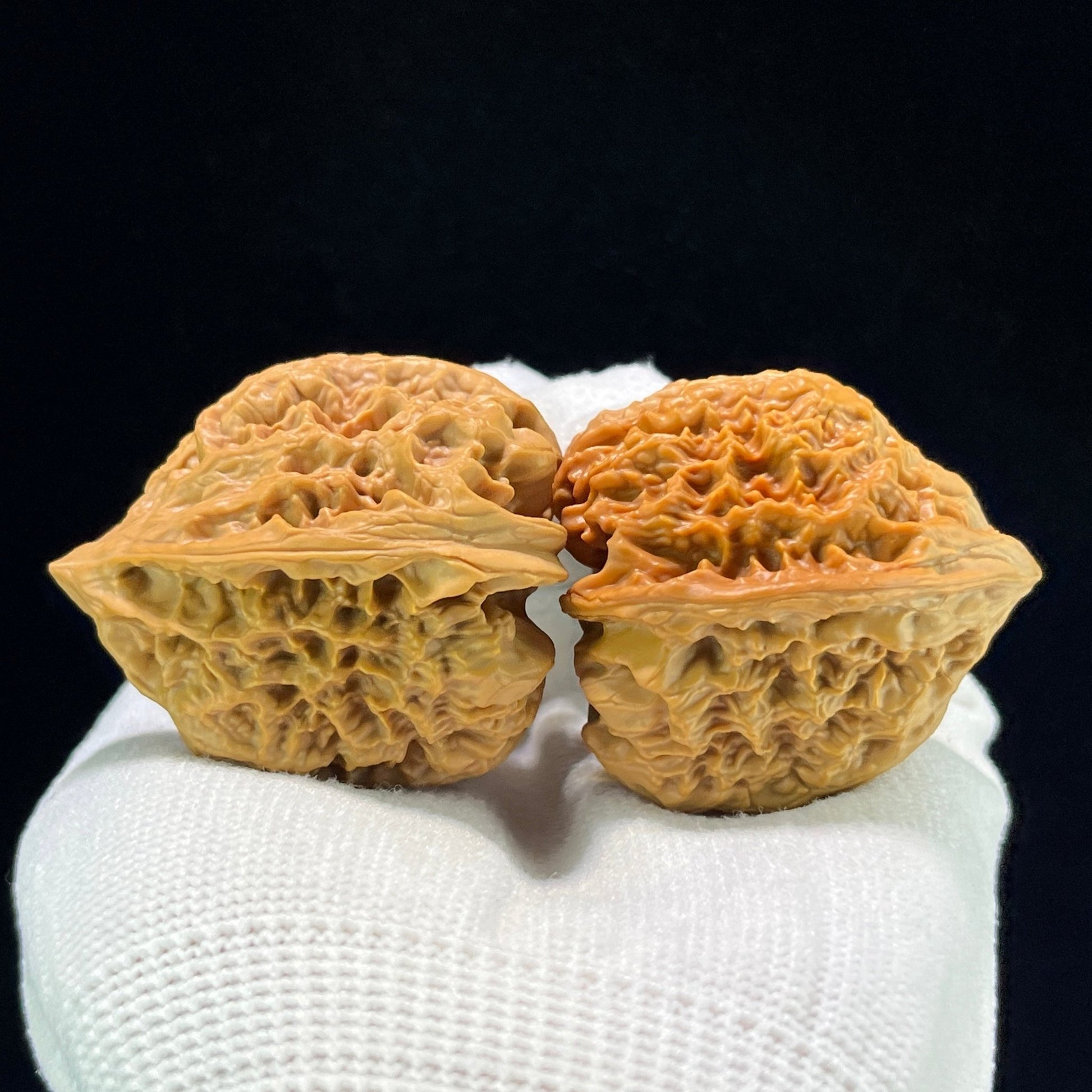 The "Wild Bison" (Ye Niu) Select Deep-Belly Pair | 38.0mm x 39.0mm | Compact Shou Nian Format | YN-1103 - ThePatinaProject