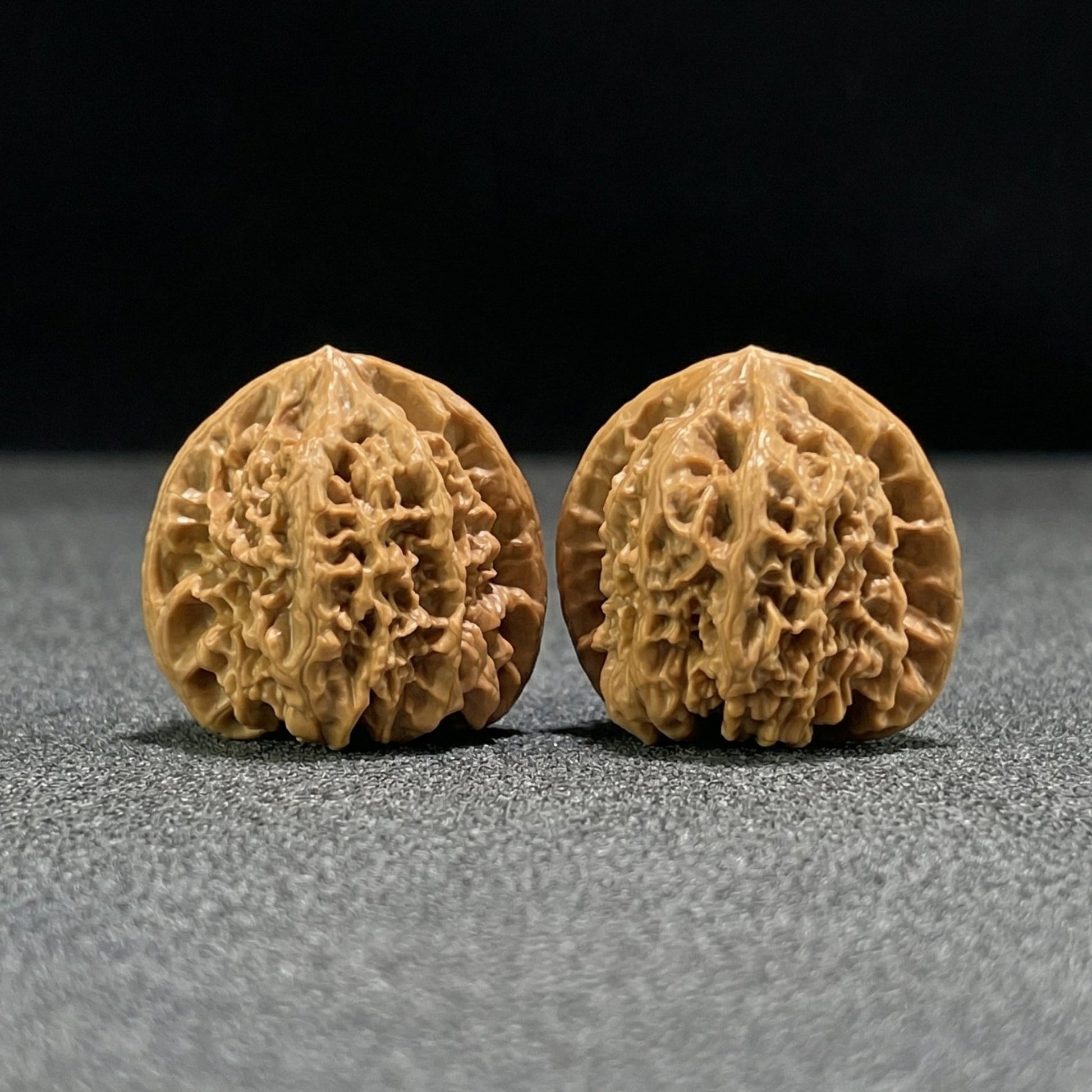 The "Wild Bull" (Ye Niu) Pair | 40.0mm x 37.0mm | YN-703 - ThePatinaProject