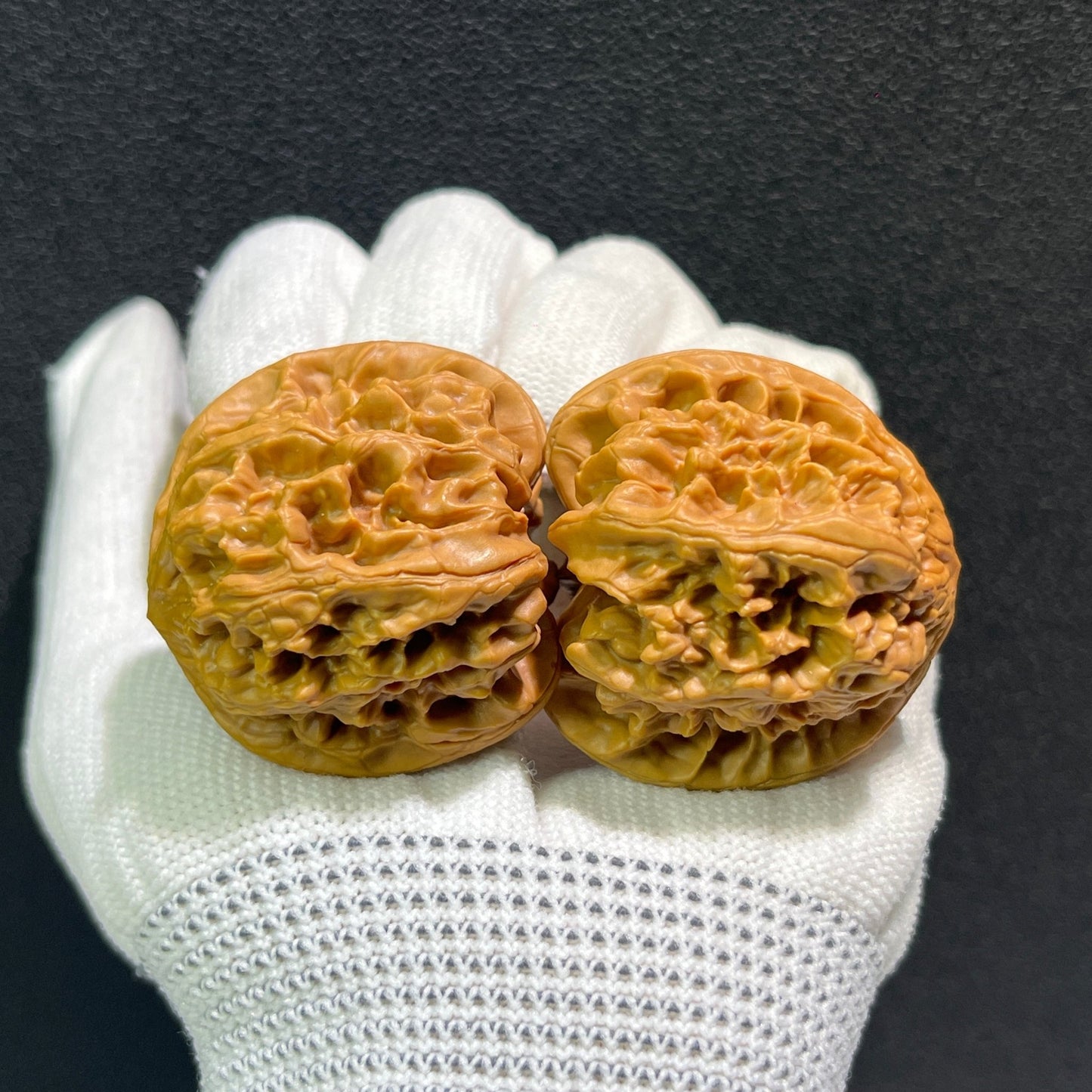 The "Wild Ox" (Ye Niu) Pair | 39.0mm x 38.0mm | YN-402 - ThePatinaProject