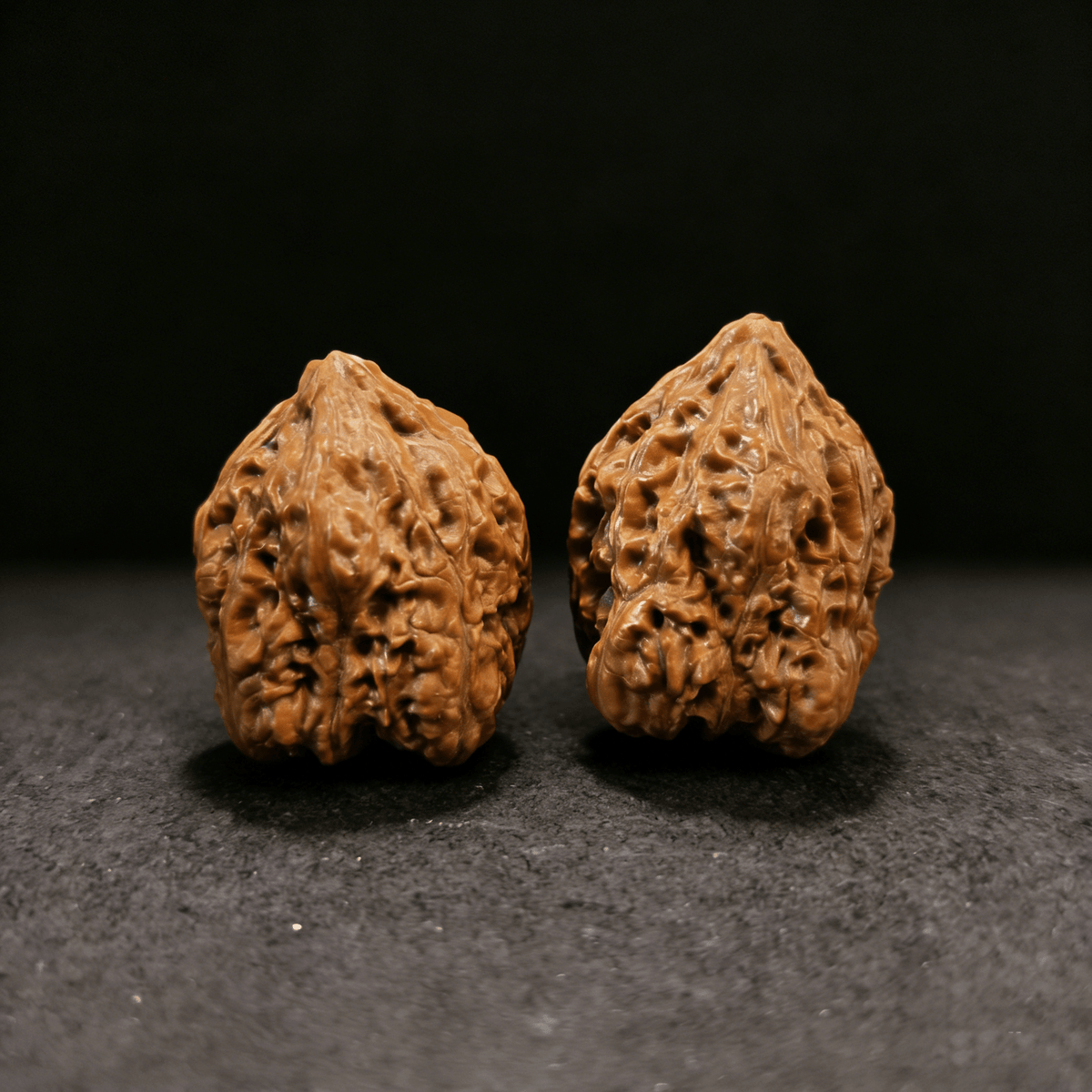 The "Wild Qiu Zi" – 31mm Sharp Ridge Acupressure Pair | QZ-86 (Actual Item Pictured) - ThePatinaProject