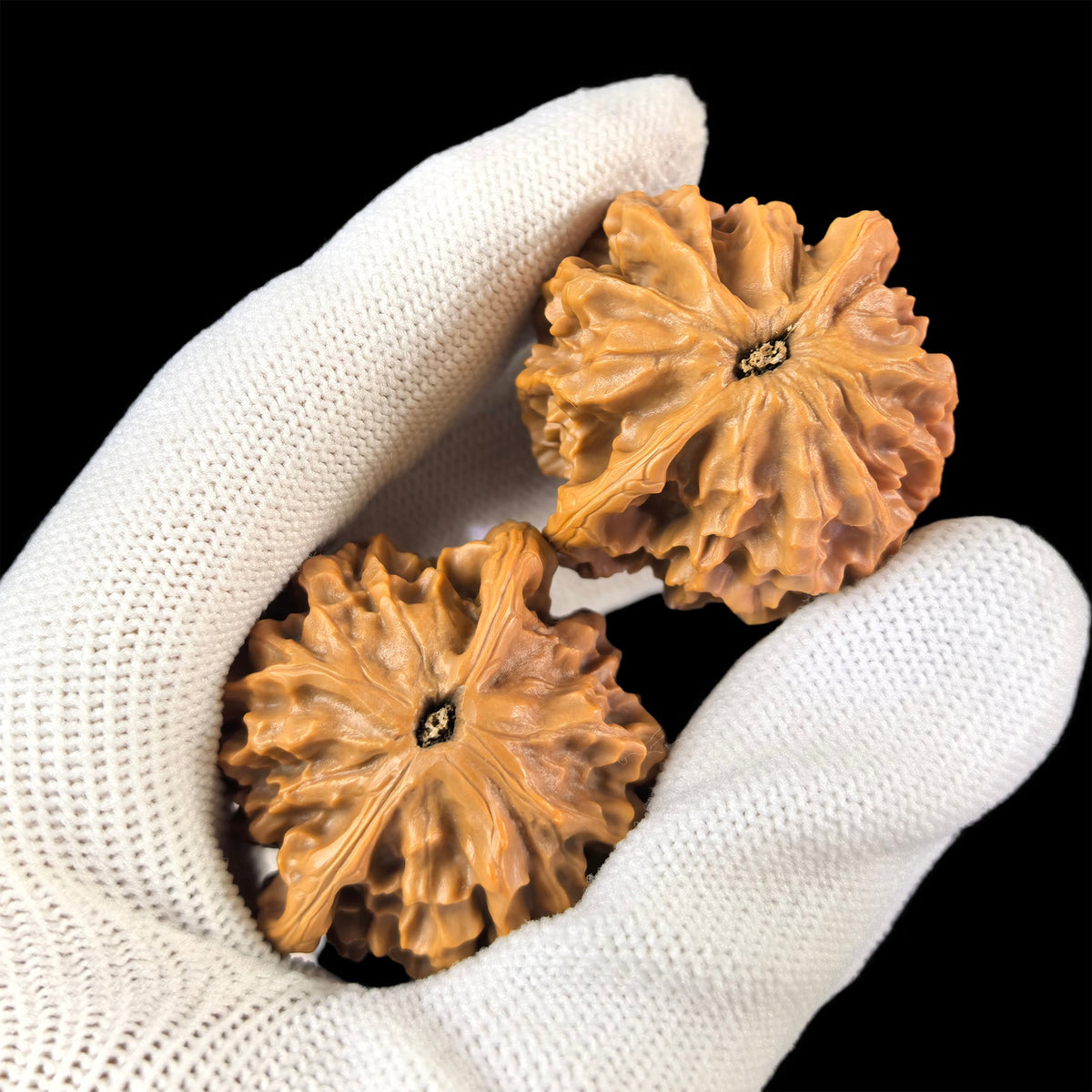 The "Young Master Qin" (Qin Gong Zi) Pair | 36.0mm x 34.0mm | QGZ-01 - ThePatinaProject