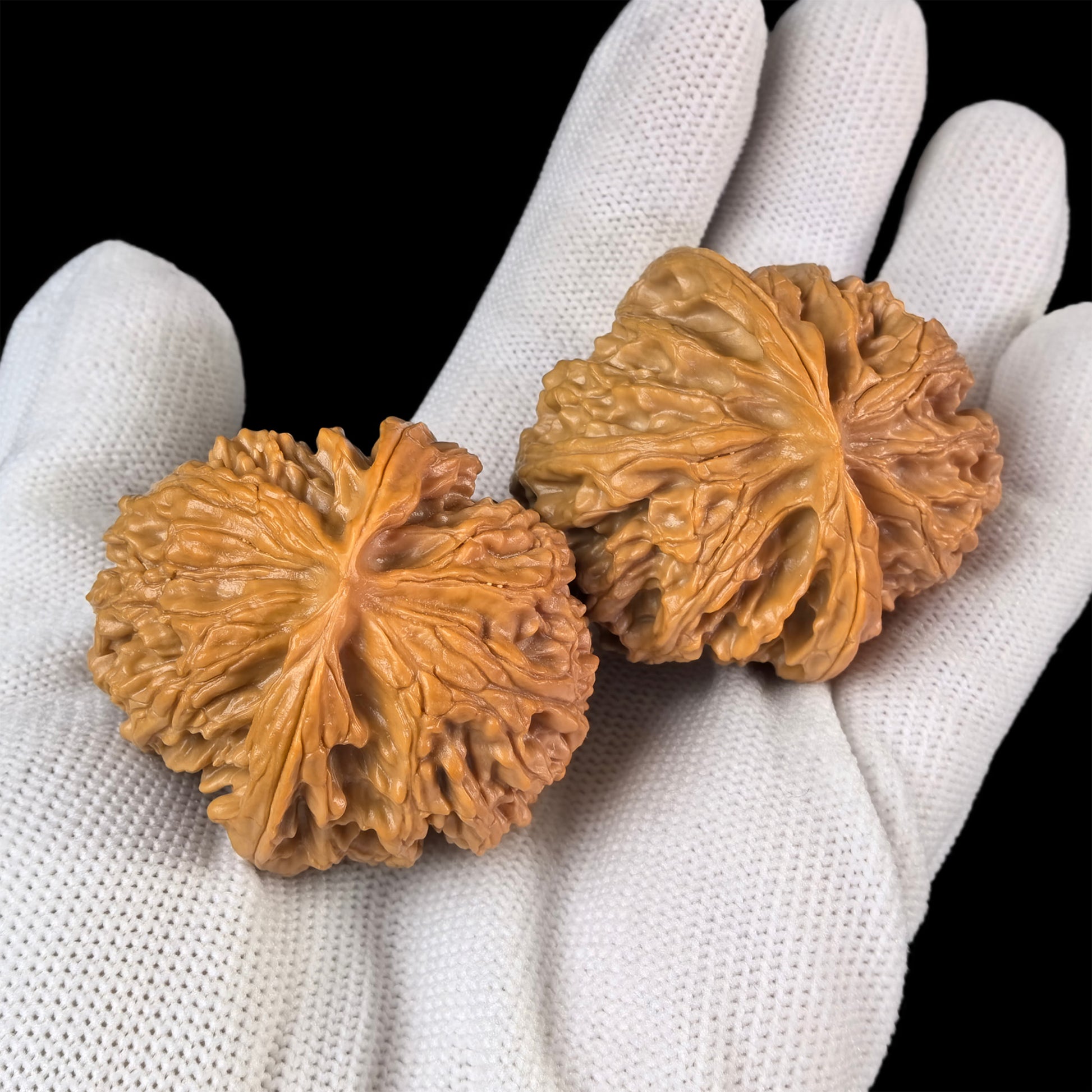 ThePatinaProject Apple Round Walnut Hand Exerciser PGY-03, 43mm diameter, textured wood grip, for hand strength training.