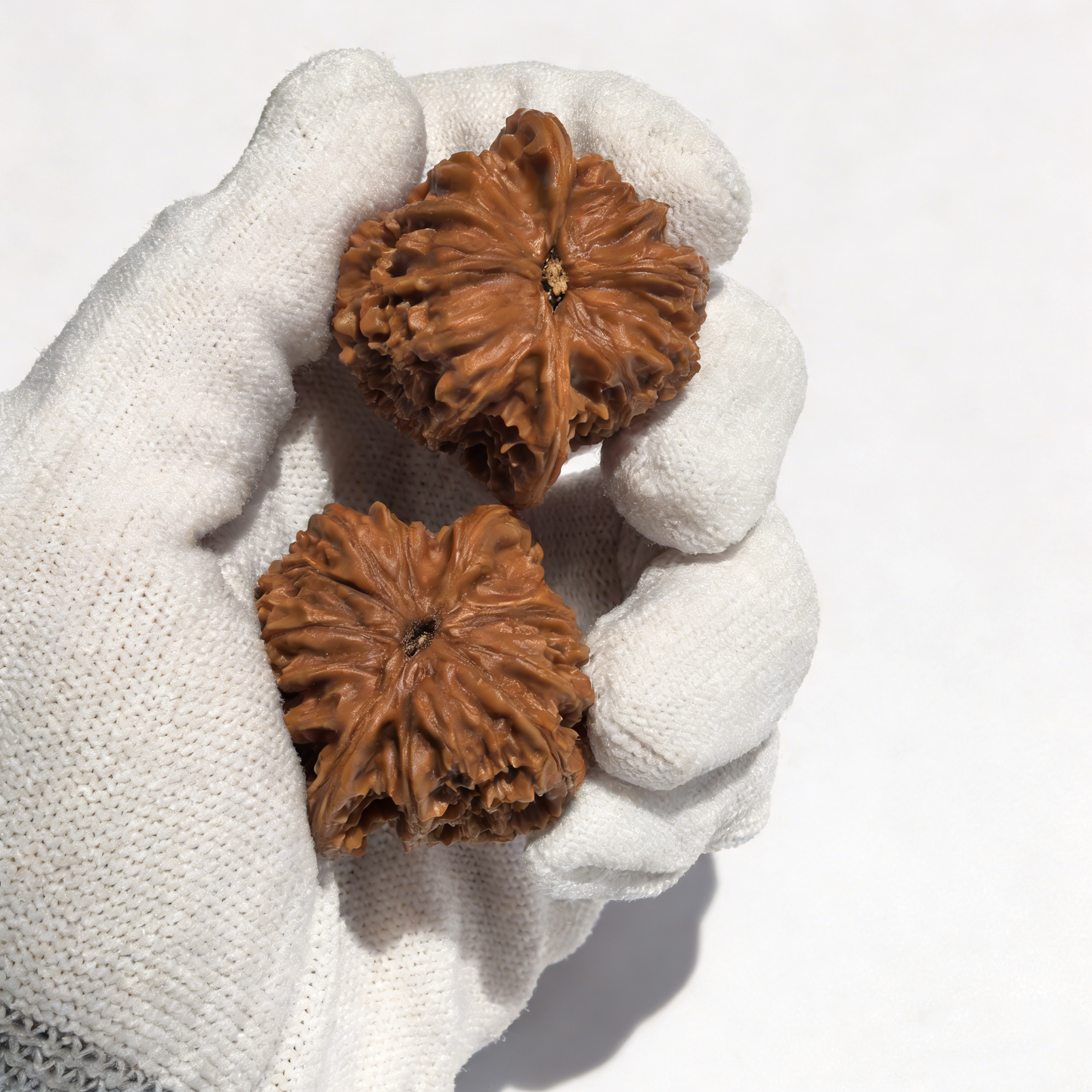 Pair of walnut hand exercisers with "Meteor Shower" stardust texture and heart-shaped design, 37mm collector’s Liu Xing Yu by ThePatinaProject