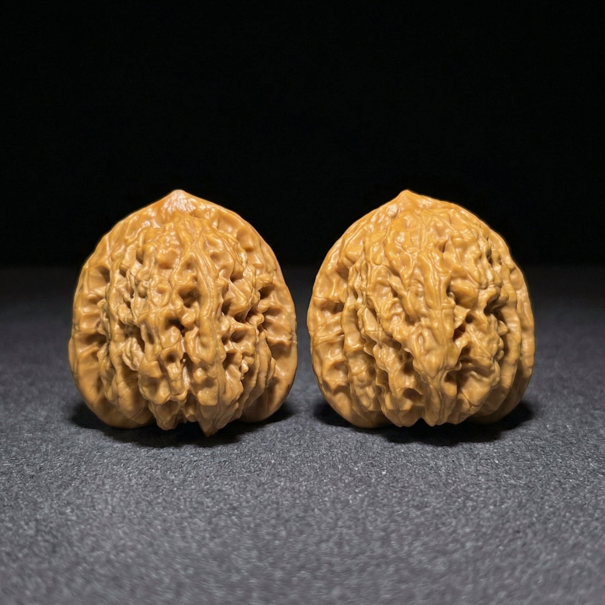 The Xia Yun Ling "Peach Heart" (Tao Xin) Pair | 36.0mm x 37.0mm | XYL-806 - ThePatinaProject