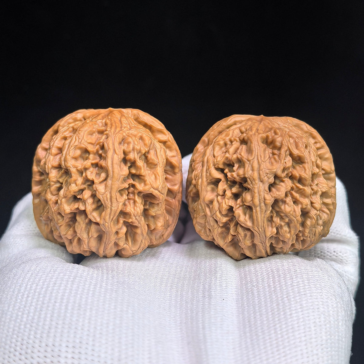 "Thick Vein" Classic Selection CJ-801 Heirloom Wenwan Walnuts Pair | 41.0mm x 41.0mm | CJ-801 - ThePatinaProject
