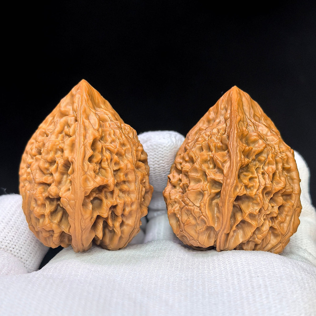 Three-Ribbed Official's Hat (Guanmao Sanling) Scholar Walnuts Pair | 38.0mm x 33.0mm | Collector Grade Masterpiece | Stock ID: GM-801S - ThePatinaProject