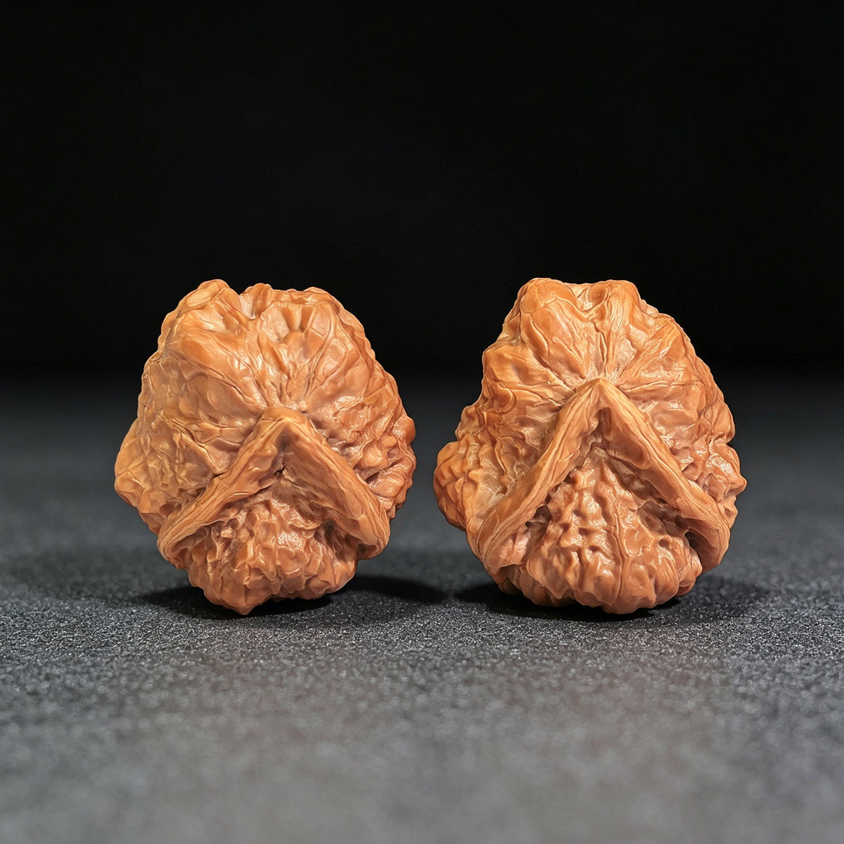 "Toad Head Arrow-Foot Frog Awakening Lion" Hamatou Jianzuwa Xingshi HMTXS-CWB7E Wenwan Walnuts Collector Pair | 38.0mm x 41.0mm | Stock ID: HMTXS-CWB7E - ThePatinaProject