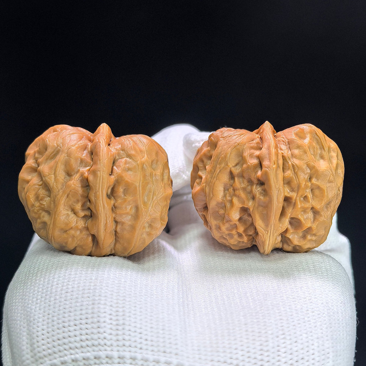 "Toad Head" Hama Tou W-1404 Low-Profile Wenwan Walnuts Pair | 36.0mm x 38.0mm | W-1404 - ThePatinaProject