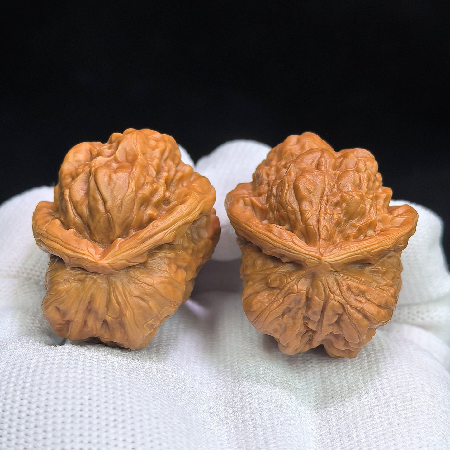 Toad Head “Seated Buddha with Turtle-Shell Back” Scholar Walnut Pair — 34.0mm x 39.0mm | HMTZF-CG245E - ThePatinaProject