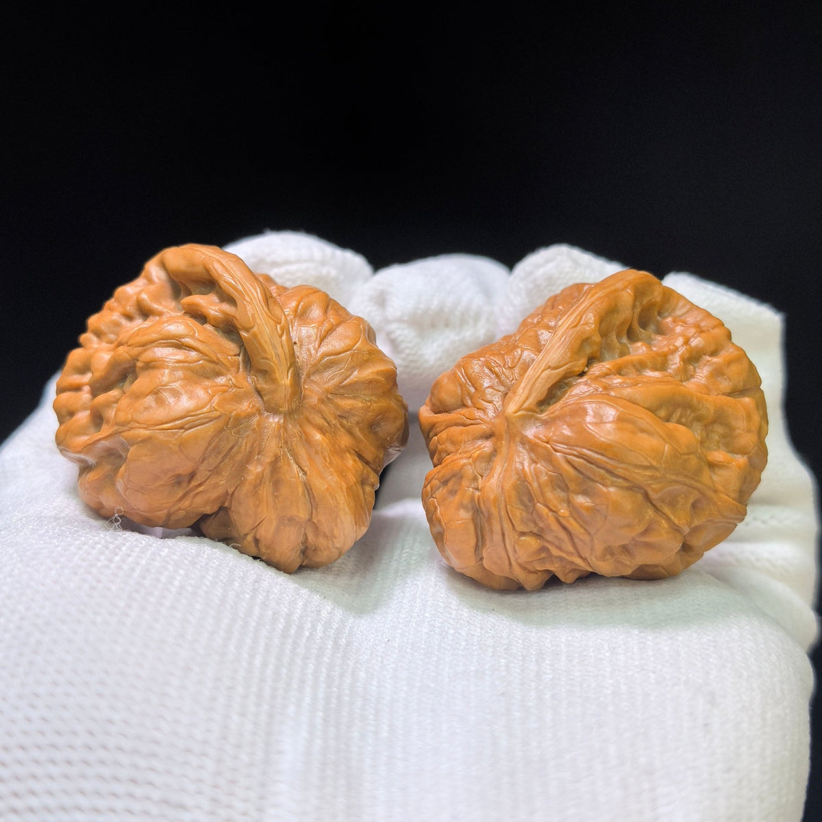 "Toad Head Smooth-Sailing" (Hamatou Yifan Fengshun) Scholar Walnuts Pair | 27.0mm x 35.0mm | Miniature Inverse Profile | Singularities Grade Masterpiece | Stock ID: HMTYF-401E - ThePatinaProject