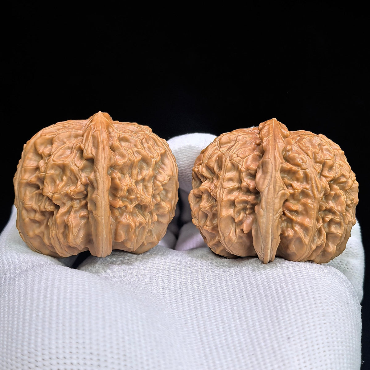 "Triangle White Lion" Sanjiao Baishizi BSJ-1305C Wenwan Walnuts Collector Pair | 41.0mm x 43.0mm | Stock ID: BSJ-1305C - ThePatinaProject