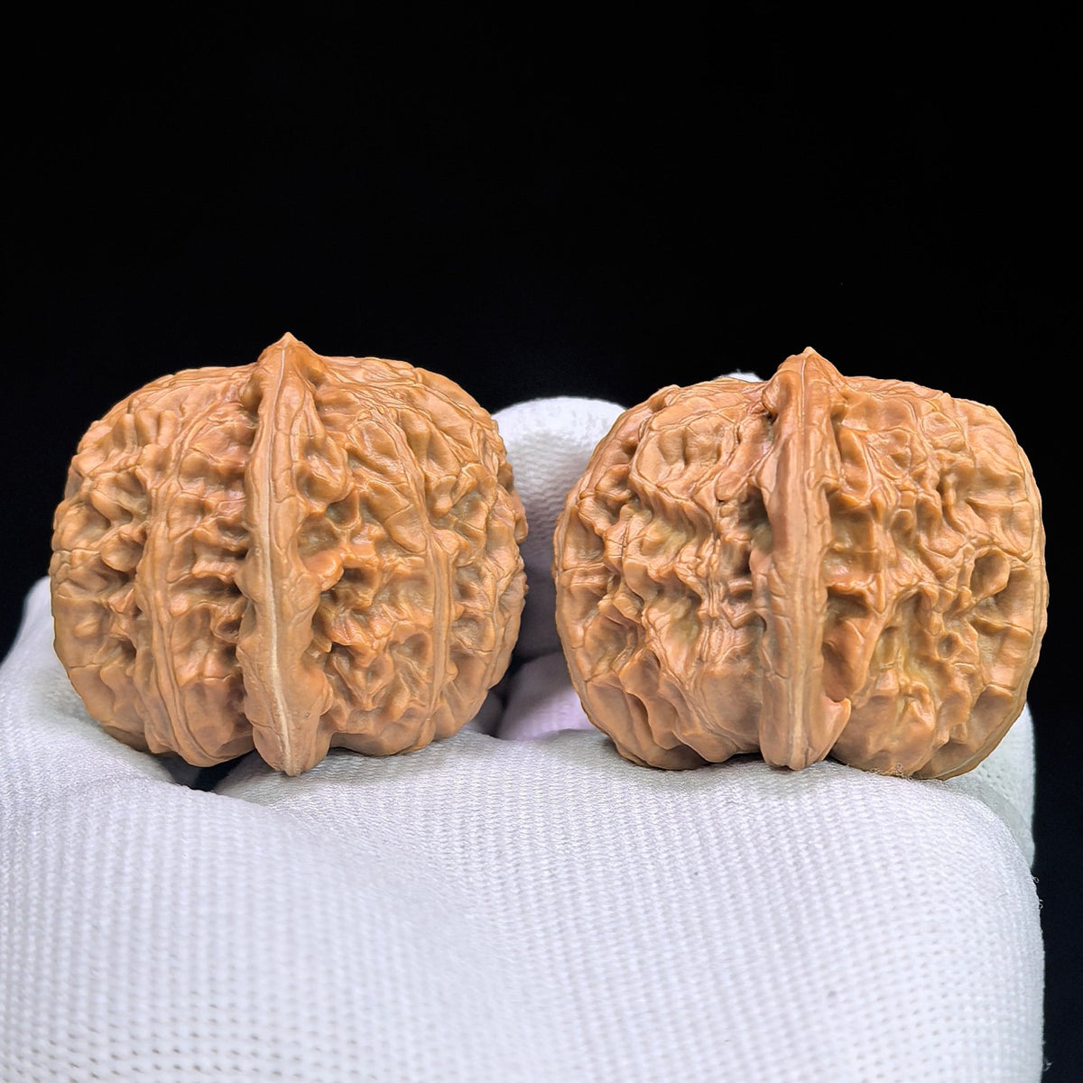 "Triangle White Lion" Sanjiao Baishizi BSJ-1305C Wenwan Walnuts Collector Pair | 41.0mm x 43.0mm | Stock ID: BSJ-1305C - ThePatinaProject
