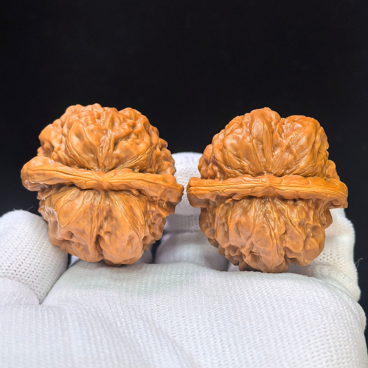 "Triangular Crystal Frog" Sanjiao Shuijingwa HMT-1502C Low-Profile Wenwan Walnuts Pair | 40.0mm x 41.0mm | HMT-1502C - ThePatinaProject