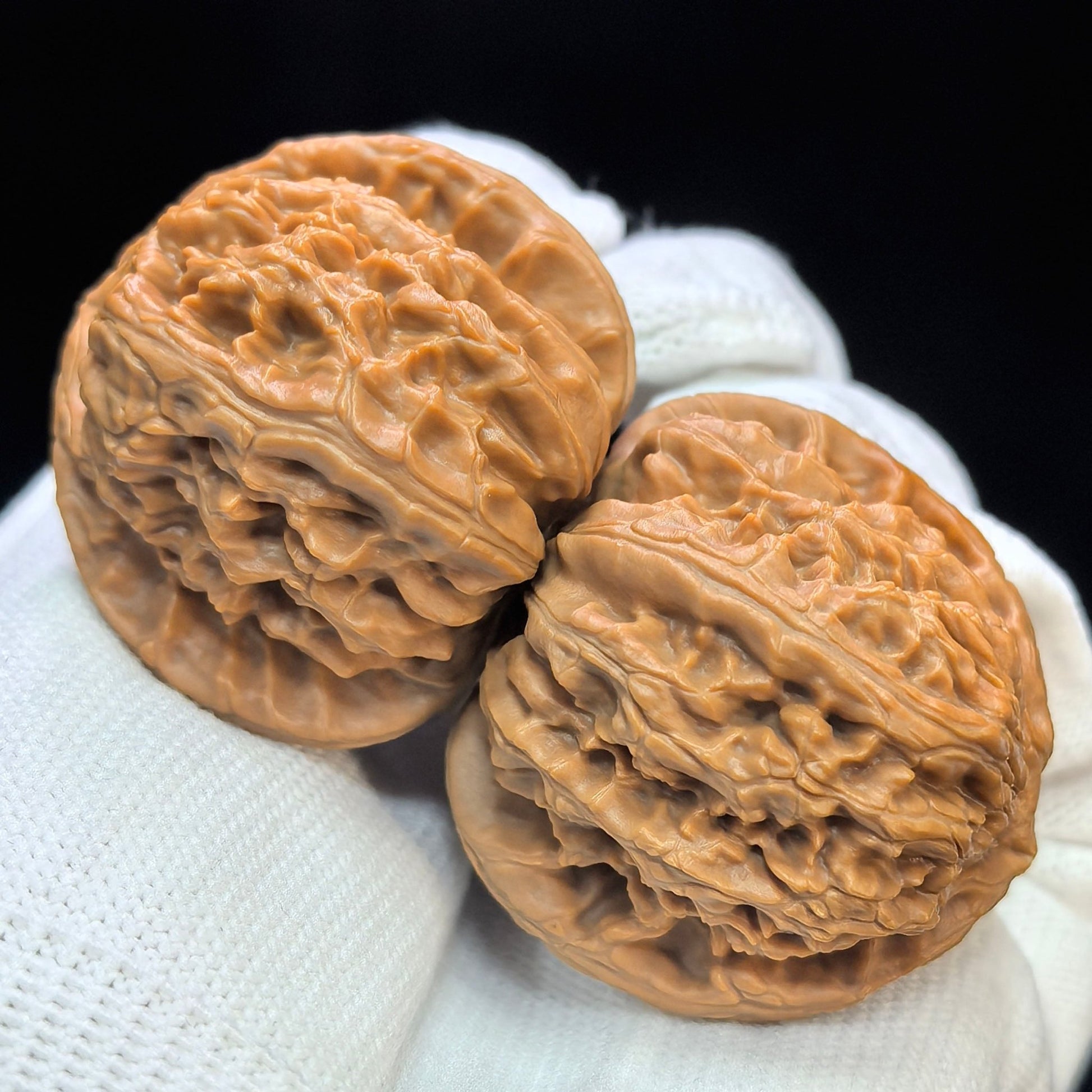 "Triangular Spherical White Lion" Sanjiao Qiuxing Baishizi Low-Profile Wenwan Walnuts Pair | 40.0mm x 40.0mm | BSJ-1502C - ThePatinaProject