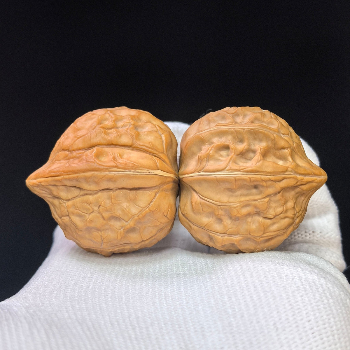 Turtle-Shell “Same-Fruit Twin Halves” Scholar Walnut Pair — 30.0mm x 33.0mm | GJW-SY1F9 - ThePatinaProject