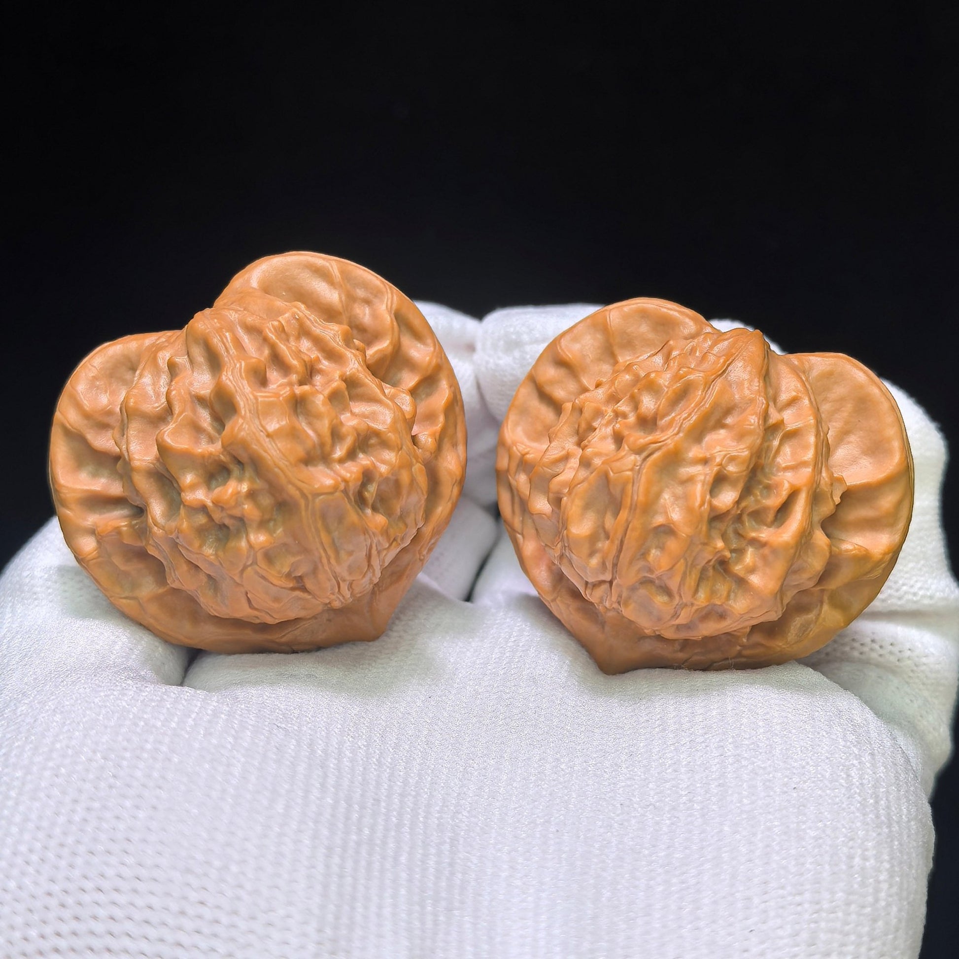 "Tutu" Tutu Low-Profile Wenwan Walnuts Pair | 41.0mm x 39.0mm | TT-1552C - ThePatinaProject
