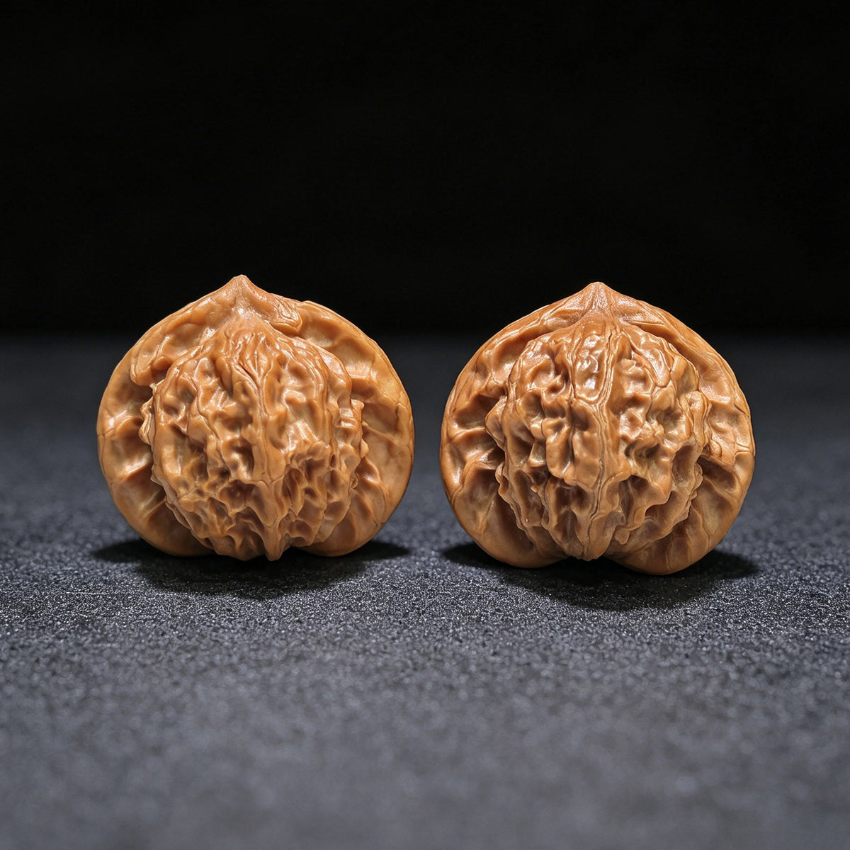 "Tutu" Tutu Low-Profile Wenwan Walnuts Pair | 41.0mm x 39.0mm | TT-1552C - ThePatinaProject