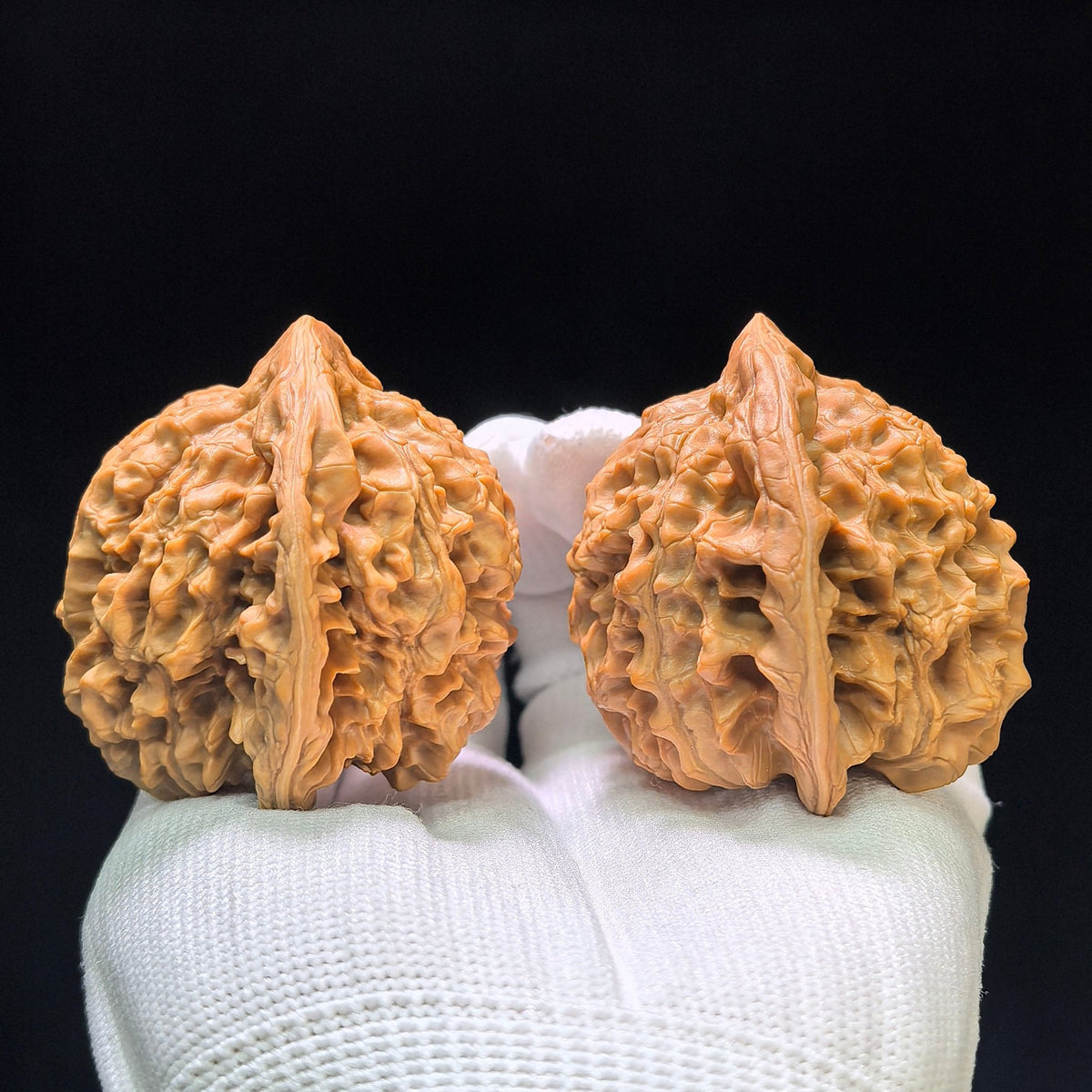 "Wang Yong Big Official Hat" Wangyong Da Guan Mao Wenwan Walnuts (Pair) | 50.0mm x 46.0mm | Stock ID: DGM-1105 - ThePatinaProject