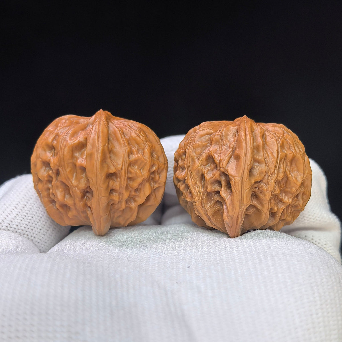 “War Drum” Compact Wenwan Walnuts Pair | 36.0mm × 35.0mm | ZG-1111 - ThePatinaProject
