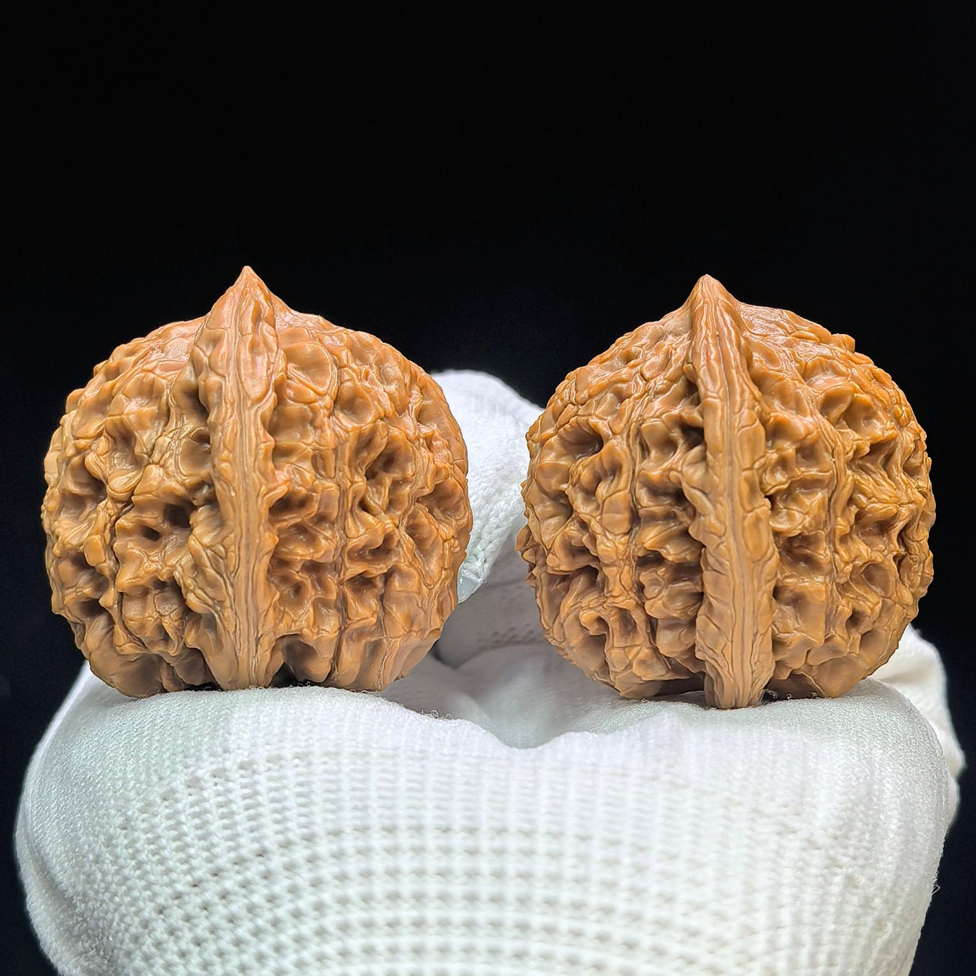 "Water Dragon Texture" Shuilongwen Low-Profile Wenwan Walnuts Pair | 38.0mm x 39.0mm | SLW-1504C - ThePatinaProject
