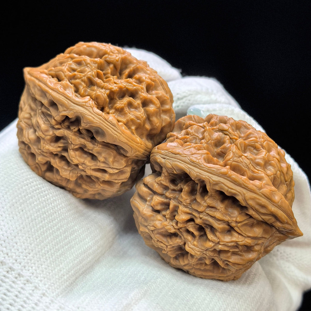 "Water Dragon Texture" Shuilongwen Low-Profile Wenwan Walnuts Pair | 38.0mm x 39.0mm | SLW-1504C - ThePatinaProject