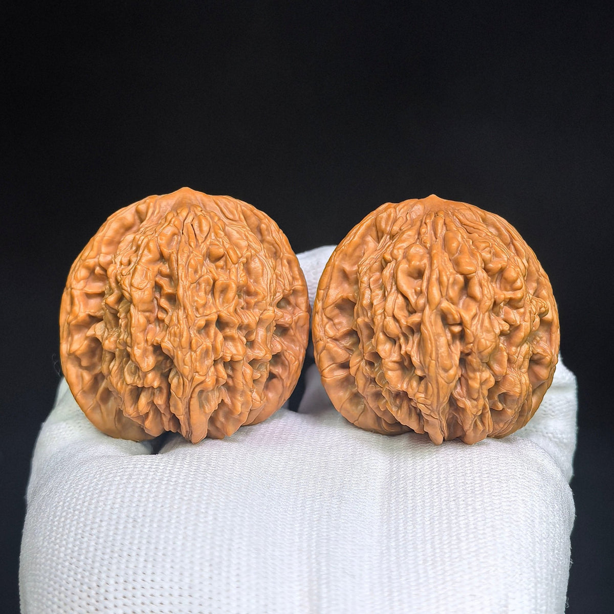 "Wheat Ear Tiger Head / Mai Sui Hu Tou" Heirloom Collection Wenwan Walnuts Pair | 44.0mm x 44.0mm | MSHT-1002 - ThePatinaProject