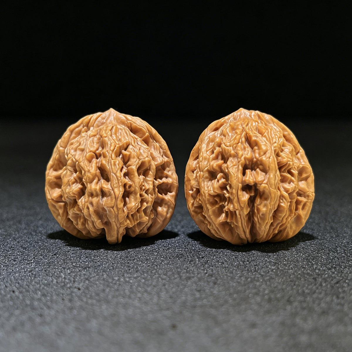 "Wheat Ear Tiger Head" Maisui Hutou Wenwan Walnuts Pair | 40.0mm x 39.0mm | MSHT-1102 - ThePatinaProject