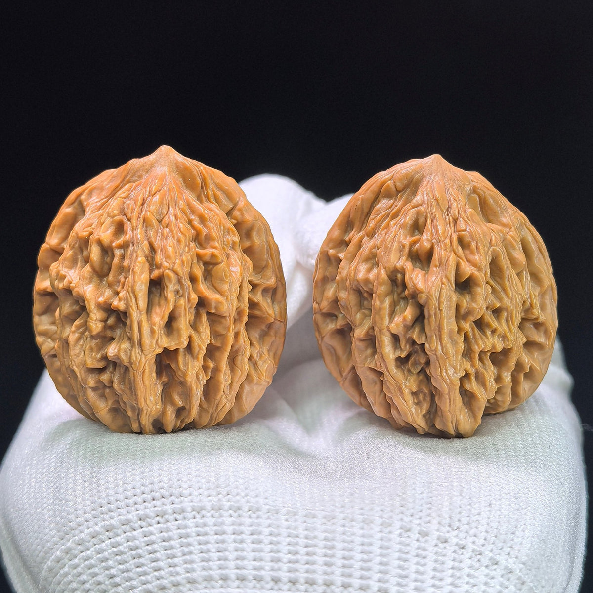 "Wheat Ear Tigerhead" Maisui Hutou MSHT-1403 Low-Profile Wenwan Walnuts Pair | 36.0mm x 35.0mm | MSHT-1403 - ThePatinaProject