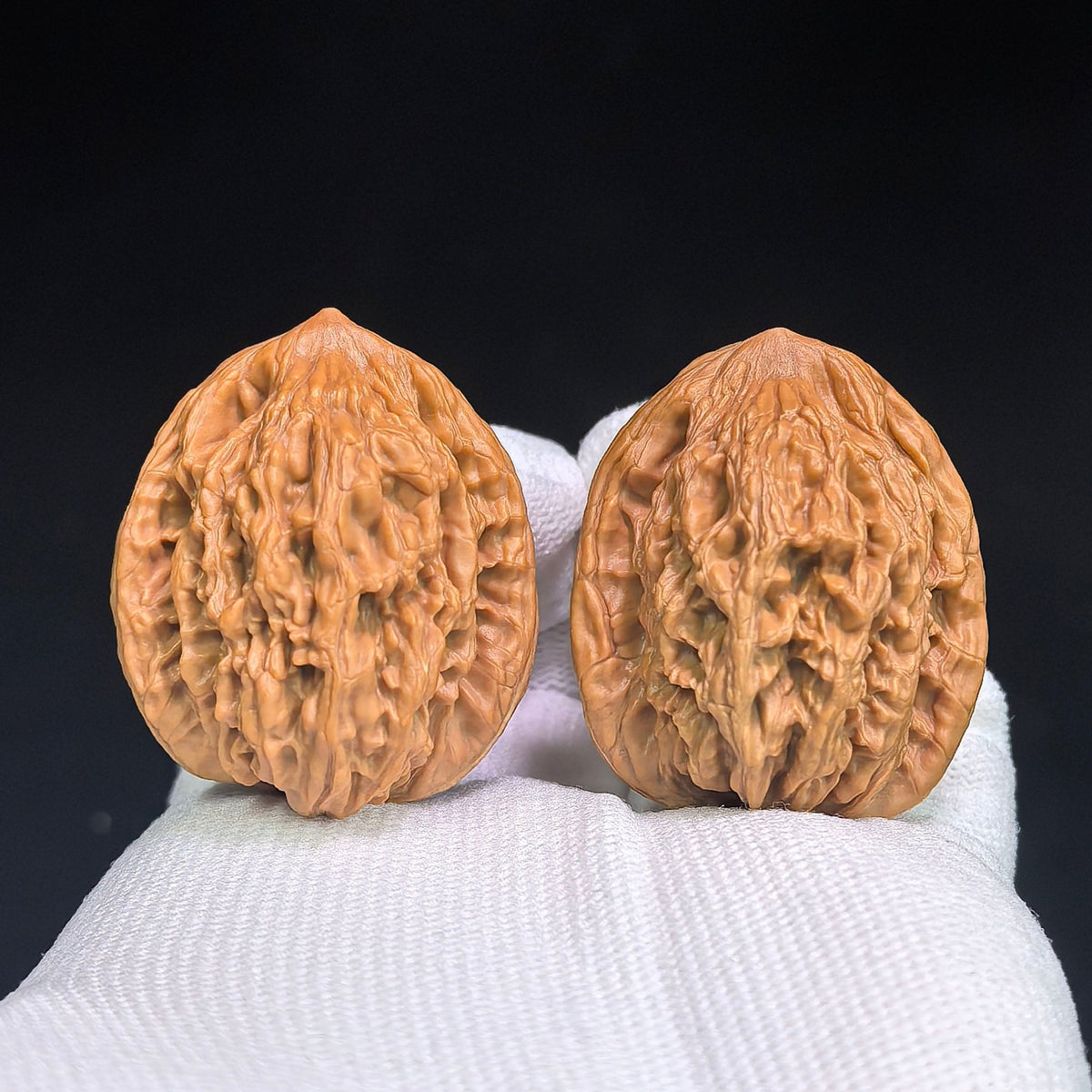 "Wheat Grain Tiger Head" Wheat Ear Tiger Head Heirloom Collection Wenwan Walnuts Pair | 33.0mm x 33.0mm | MSHT-1003 - ThePatinaProject