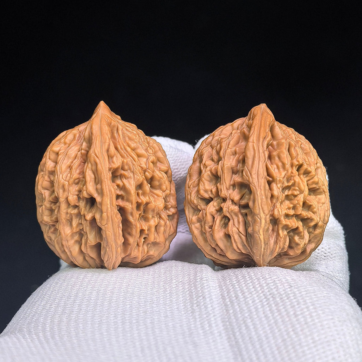 "Wheat Grain Tiger Head" Wheat Ear Tiger Head Heirloom Collection Wenwan Walnuts Pair | 33.0mm x 33.0mm | MSHT-1003 - ThePatinaProject