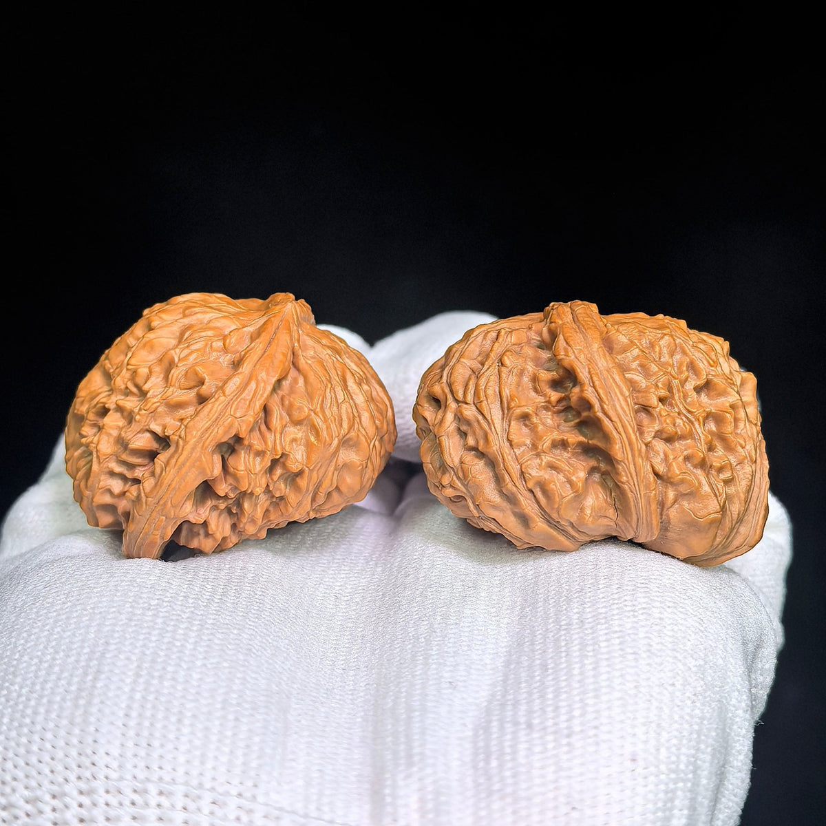 White Lion “Pufferfish” Half-Wall Wenwan Walnut Pair — 40.0mm x 29.0mm | BSZBB-1402E - ThePatinaProject