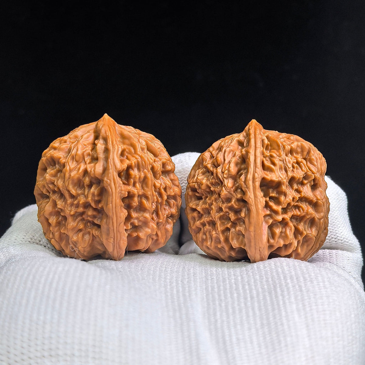 White Lion Wenwan Walnuts Pair | Deep Natural Texture | 36.0mm × 36.0mm | BSZ-1631 - ThePatinaProject