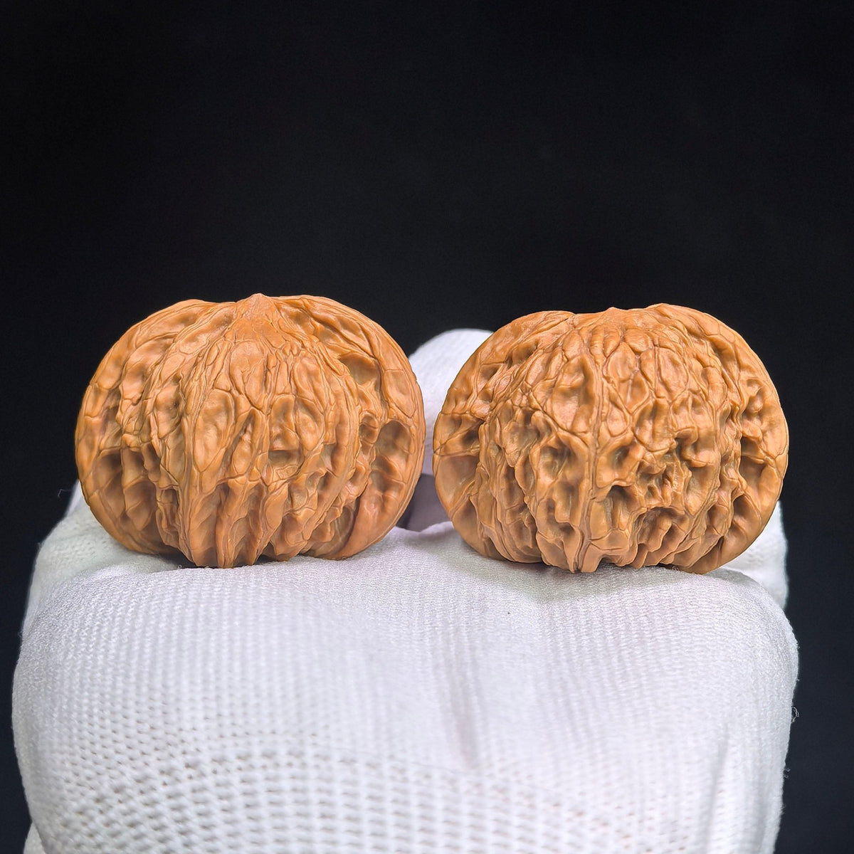 "Wild Mo Pan / Grinding Stone" Heirloom Collection Wenwan Walnuts Pair | 44.0mm x 39.0mm | MP-1113 - ThePatinaProject