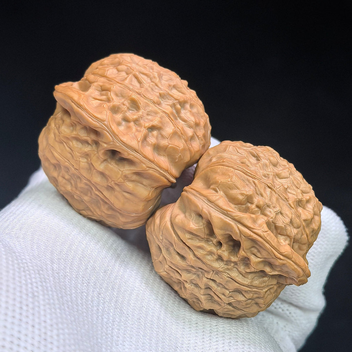 "Xiao Nan Gua Ao Di Zuo Shan Diao" NGDZSD-CG1A8E Collector Lineage Wenwan Walnuts Pair | 38.0mm x 38.0mm | Stock ID: NGDZSD-CG1A8E - ThePatinaProject