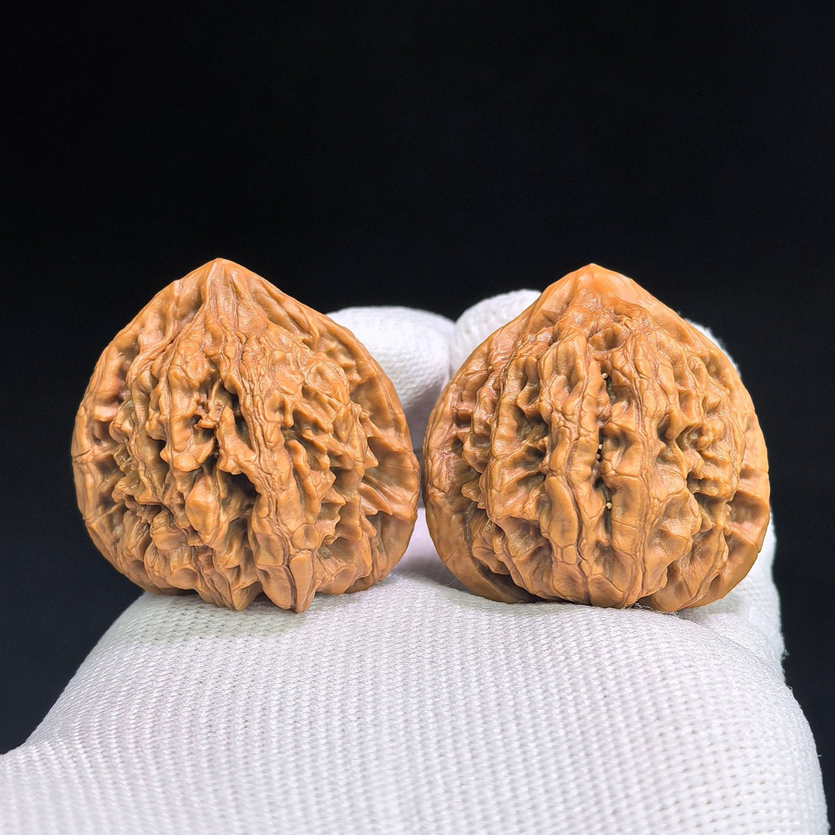 “Xiayunling” Tall-Profile Wenwan Walnuts Pair | 37.0mm × 33.0mm | XYL-SY1G4 - ThePatinaProject